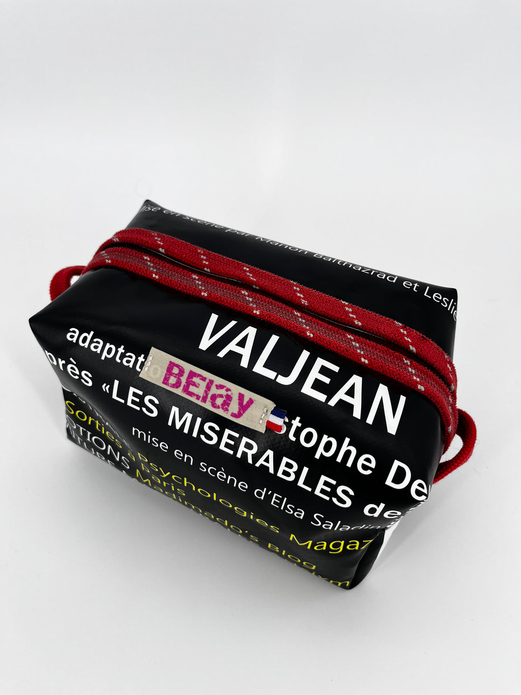 The Voyager - Trousse Imperméable Upcyclée - L'aventure sans fuite, zéro déchet